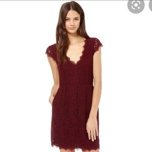 Babaton dress| Lace dress| Aritzia | soft mauve | size 8